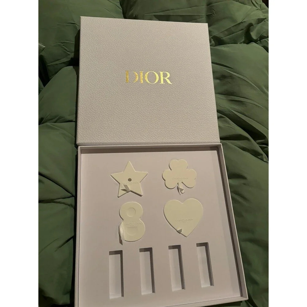 Dior ornaments - Picture 1 of 4